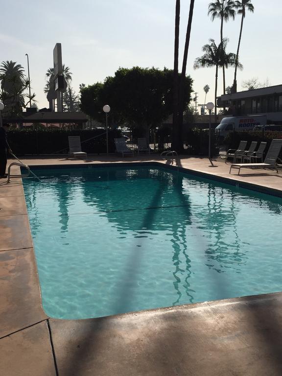 Vagabond Inn Los Angeles At Usc מראה חיצוני תמונה